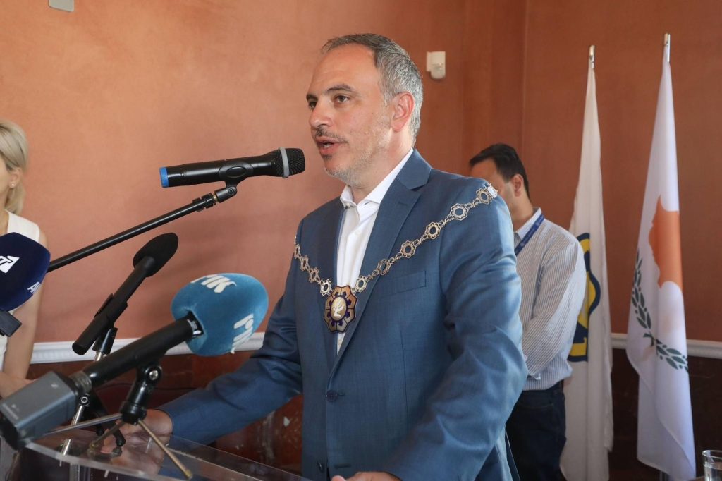 Τελετή παραλαβής του νέου Δήμαρχου Λευκωσίας